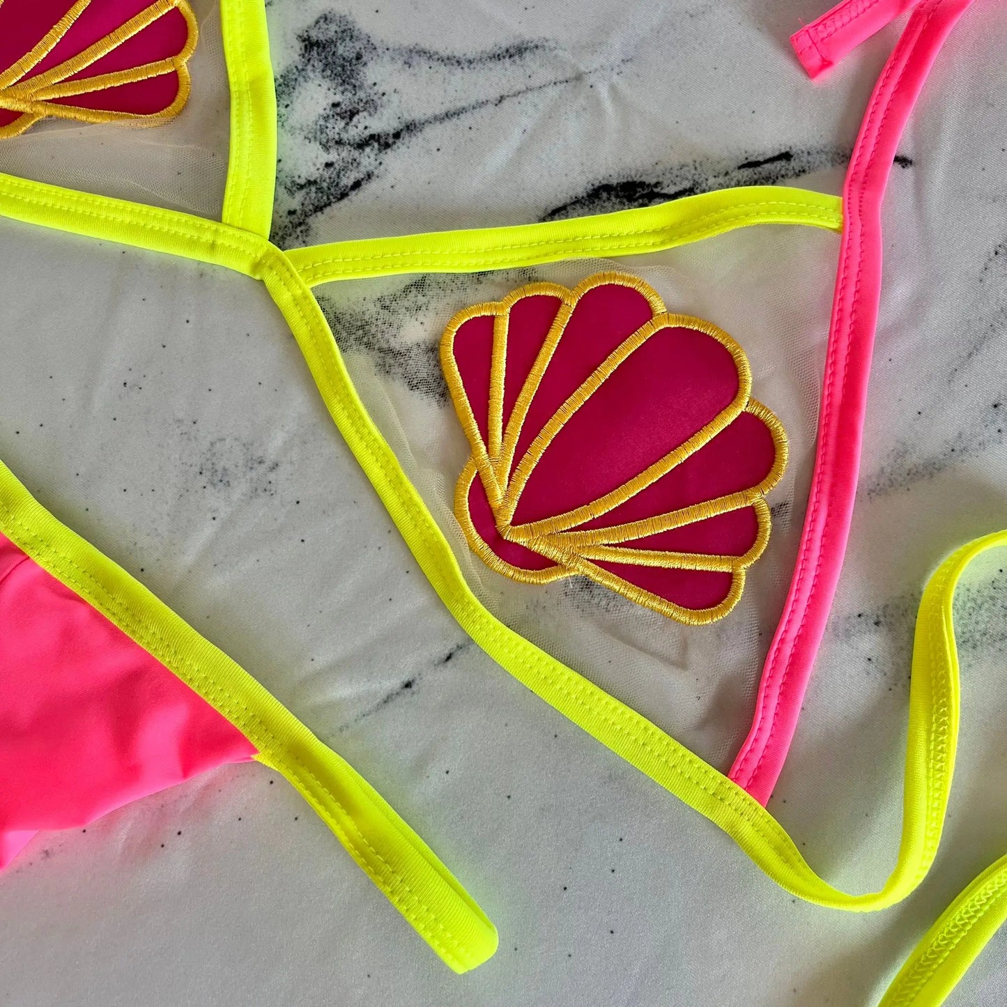 Whitehaven Glow - Triangule + Cheek String - Solaríe